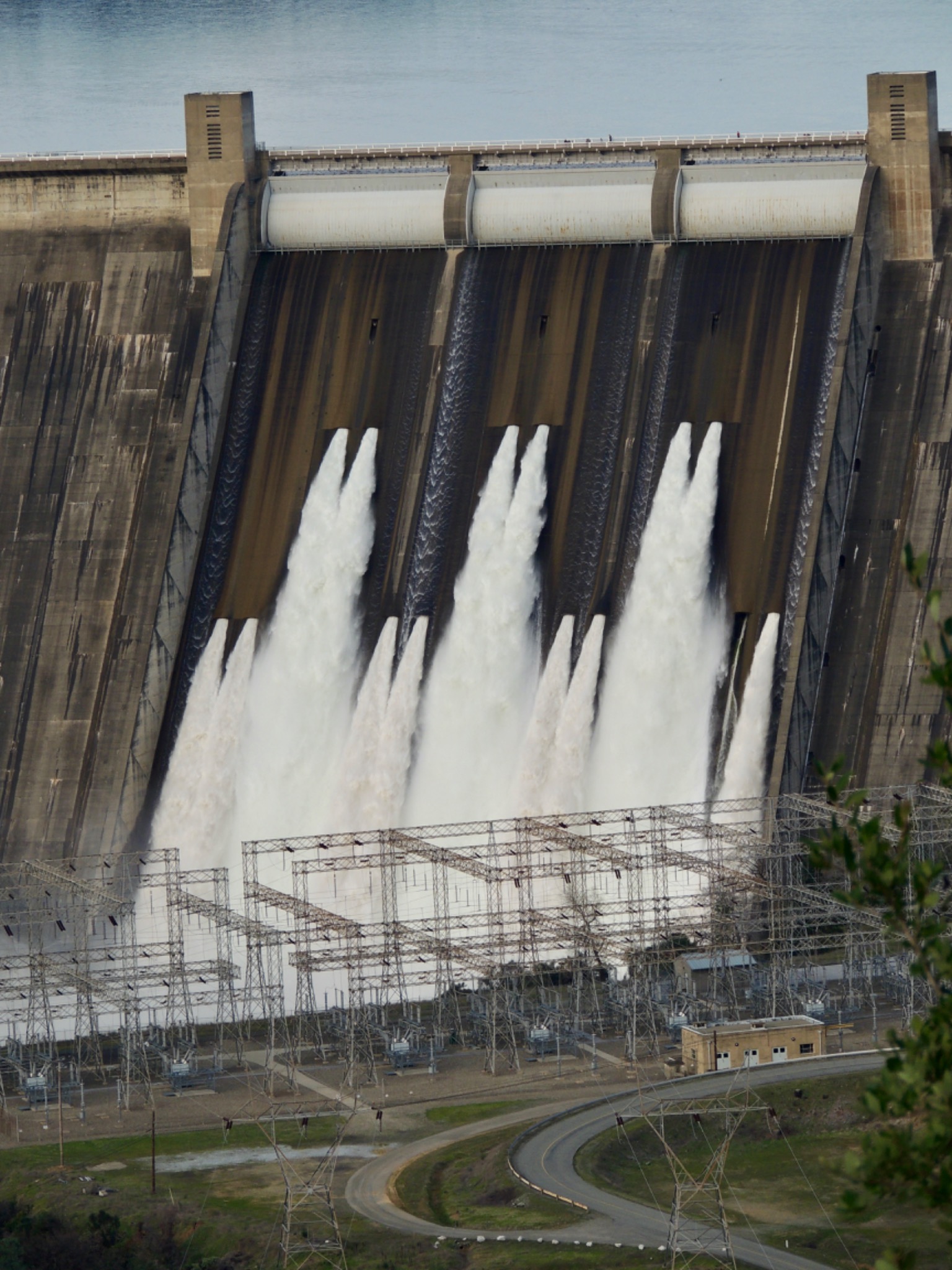 Shasta Dam spillways releasing water